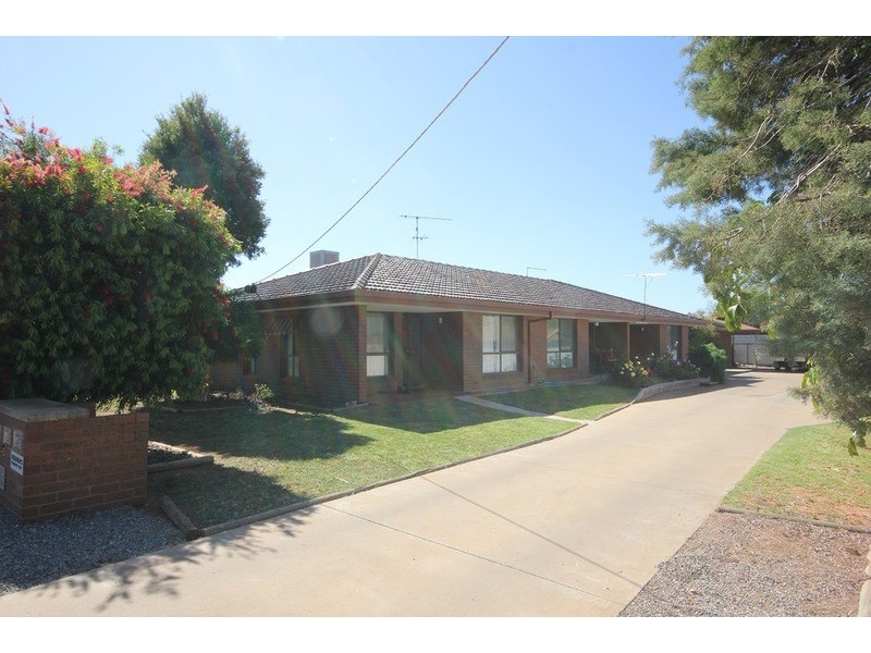 2/646 Koorlong Avenue, Irymple VIC 3498