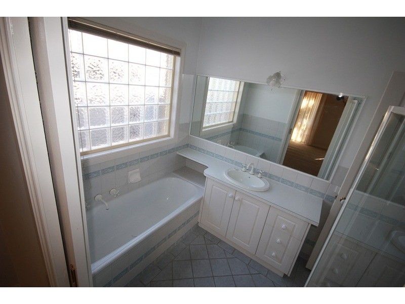 2 & 2a Pyap Court, Mildura VIC 3500