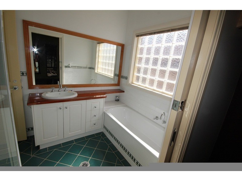 2 & 2a Pyap Court, Mildura VIC 3500