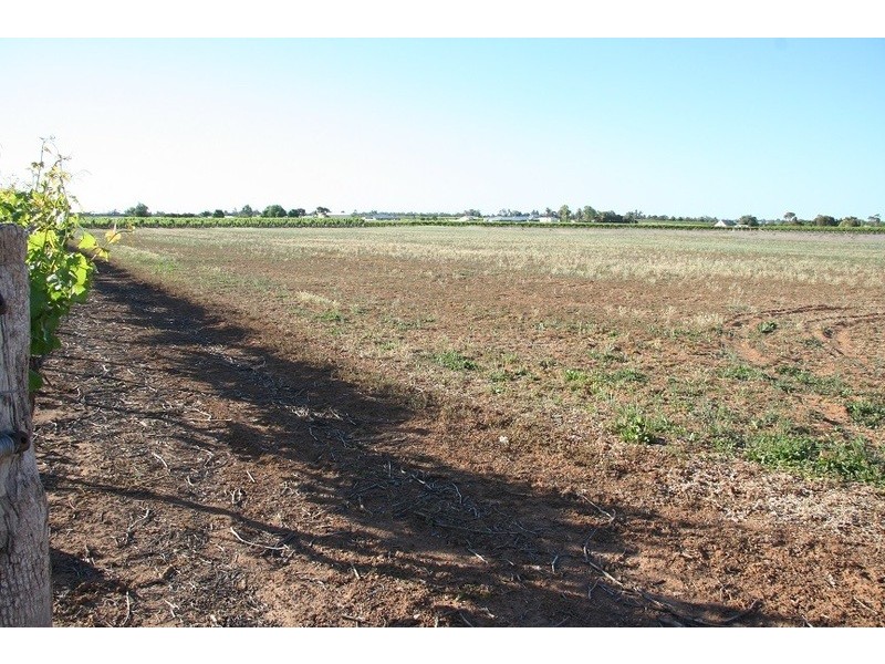 Lot 2 3081 Riverside  Avenue, Cabarita VIC 3505