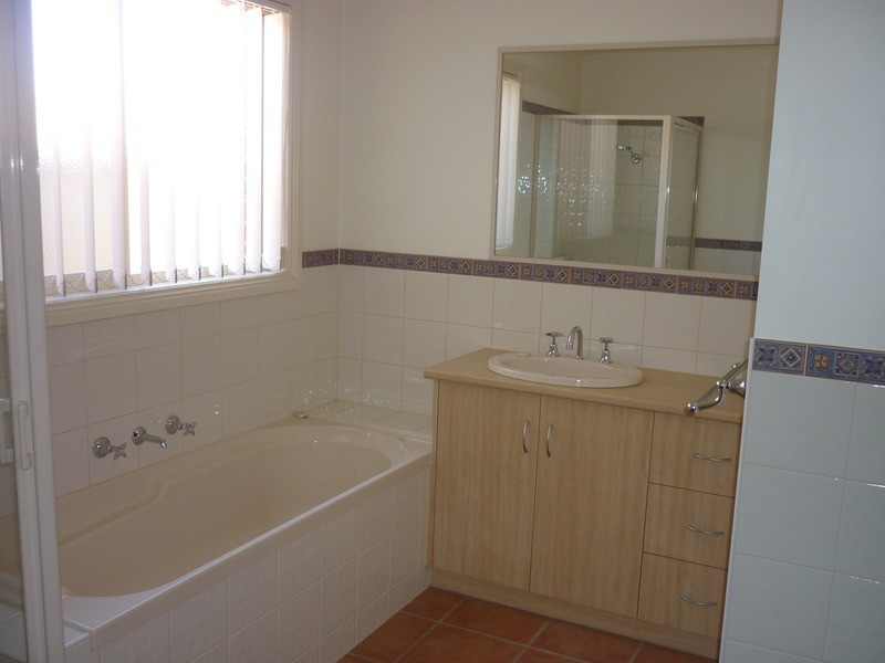 8/145 Riverside  Avenue, Mildura VIC 3500