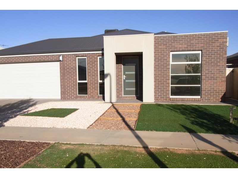 528 Walnut  Avenue, Mildura VIC 3500