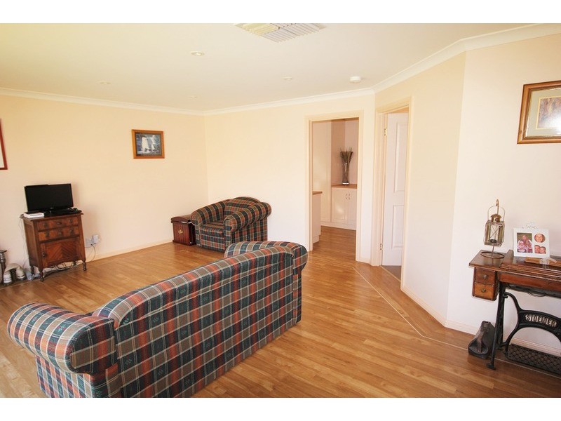 36 Belleview  Drive, Irymple VIC 3498