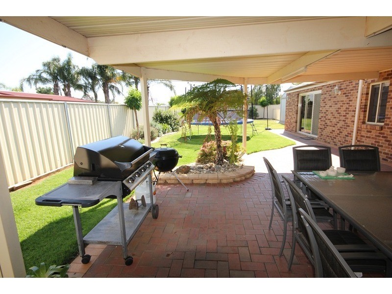 36 Belleview  Drive, Irymple VIC 3498