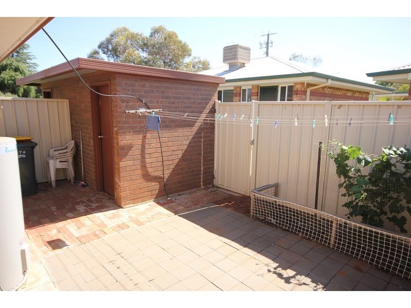 2/646 Koorlong Avenue, Irymple VIC 3498