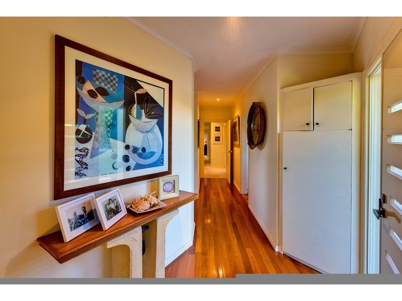 125 Sturt Highway, Gol Gol NSW 2738