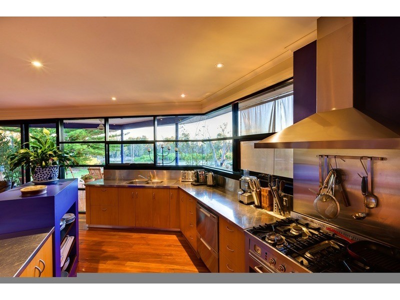 125 Sturt Highway, Gol Gol NSW 2738