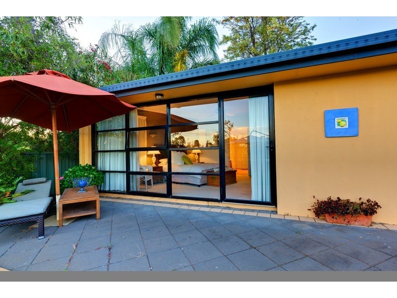 125 Sturt Highway, Gol Gol NSW 2738