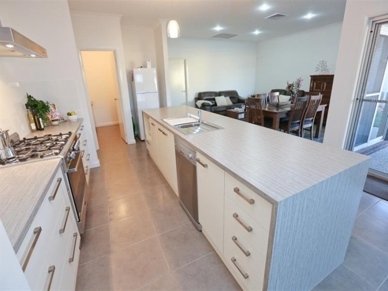 123 Wood Street, Gol Gol NSW 2738