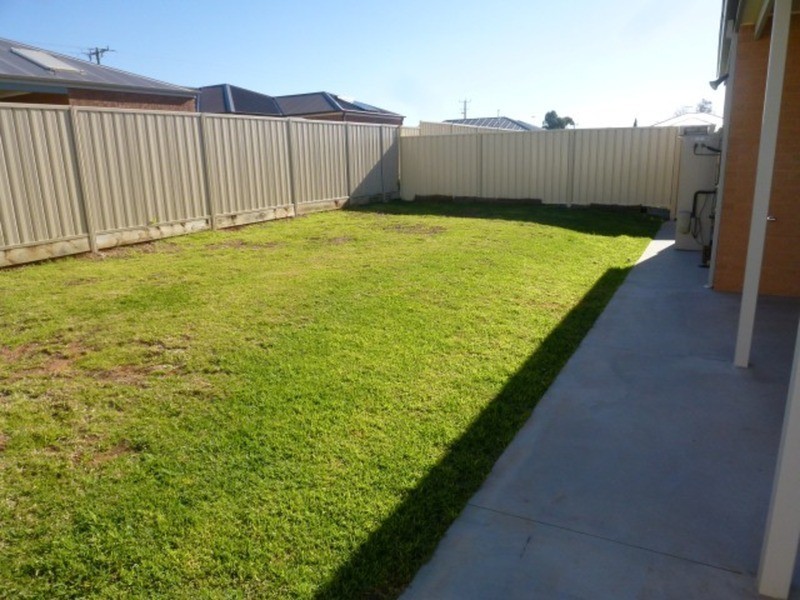 14 Renshinkan Court, Mildura VIC 3500