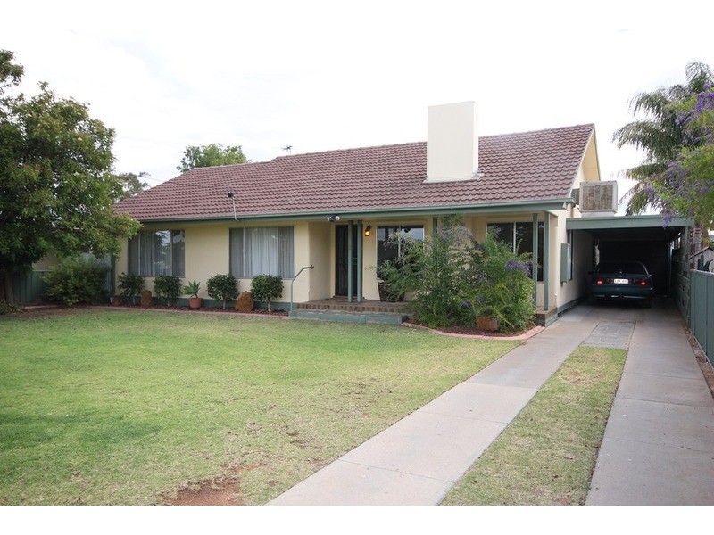 2827 Eleventh  Street, Irymple VIC 3498