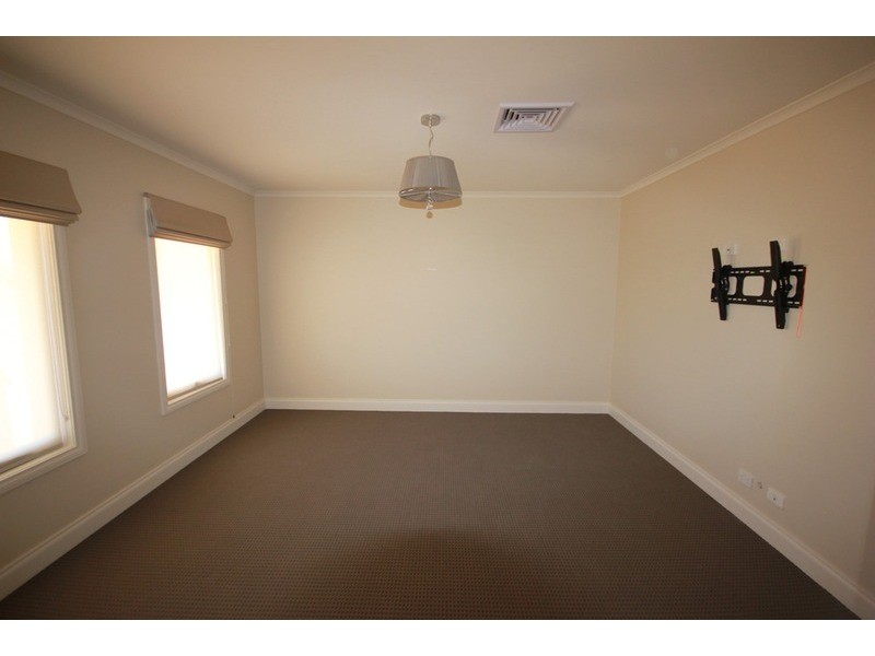 9 Valentino  Court, Mildura VIC 3500