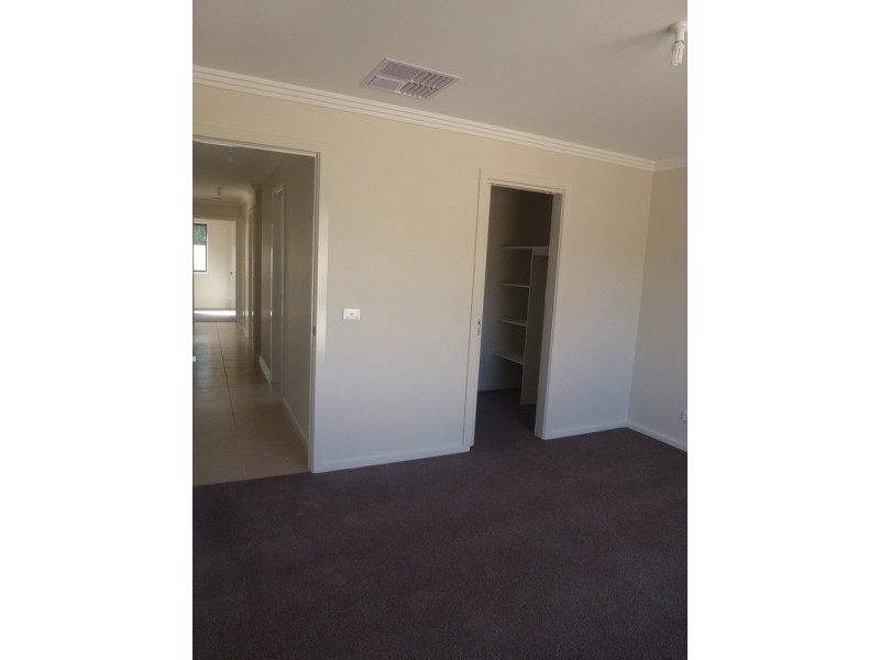 3/2724 Fourteenth Street, Irymple VIC 3498