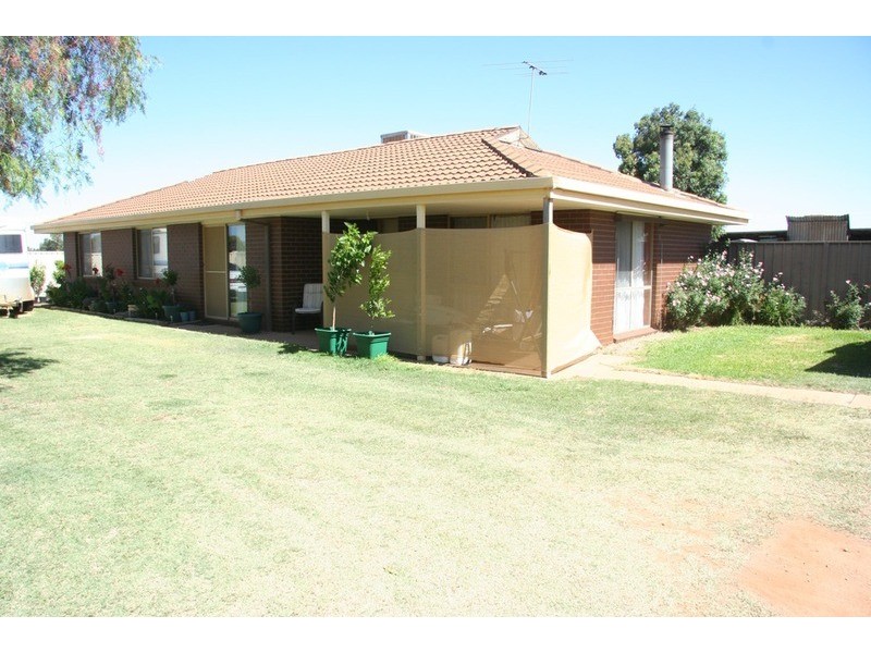 195 Kulkyne  Way, Red Cliffs VIC 3496