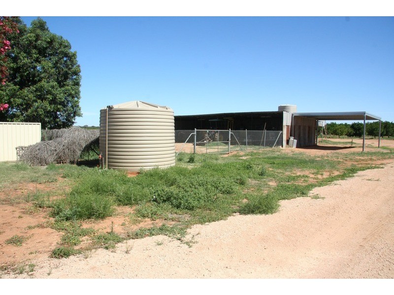 195 Kulkyne  Way, Red Cliffs VIC 3496