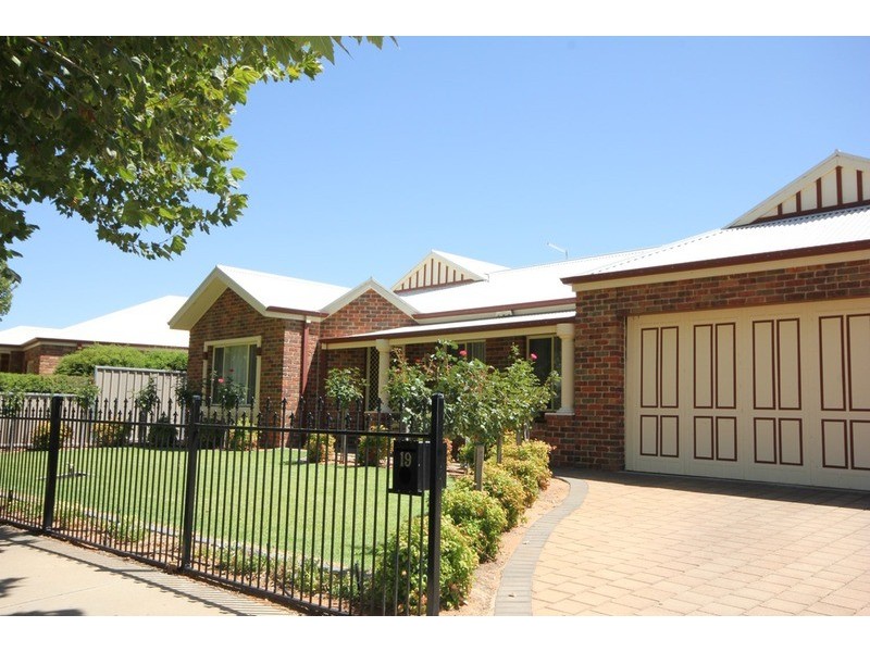 19 Planetree  Drive, Mildura VIC 3500