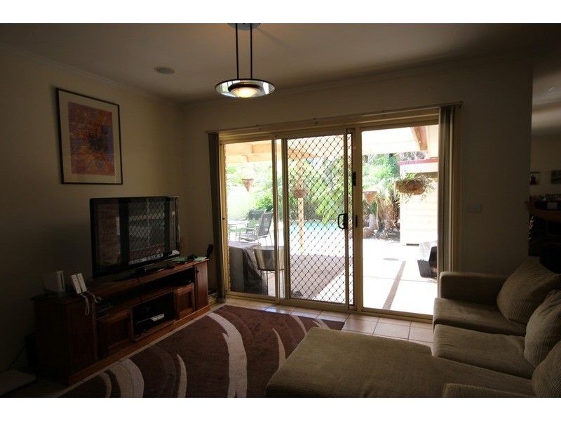 4 Pevensey  Grove, Mildura VIC 3500