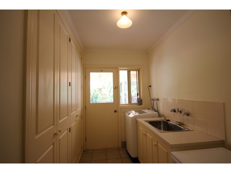 4 Pevensey  Grove, Mildura VIC 3500