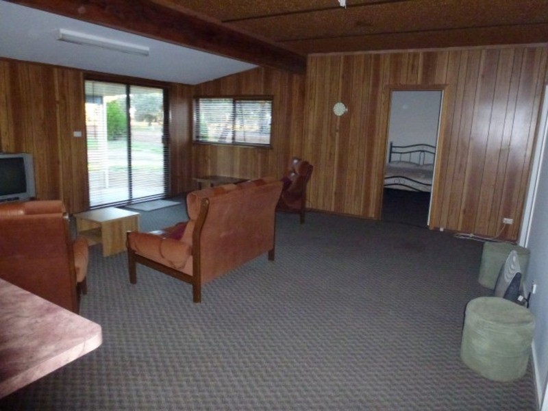 196 Flora Avenue, Mildura VIC 3500