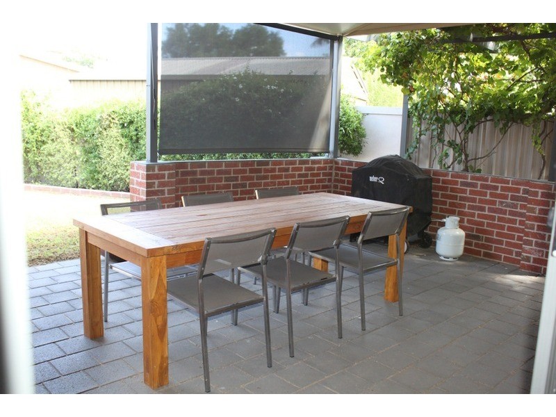 4 Popular Alm  Court, Mildura VIC 3500