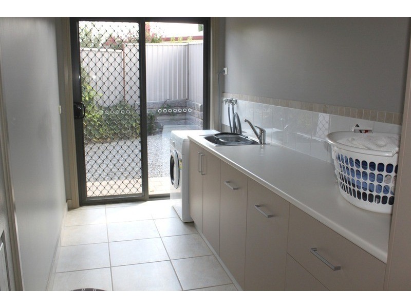 4 Popular Alm  Court, Mildura VIC 3500