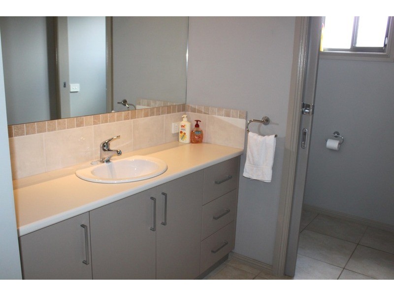 4 Popular Alm  Court, Mildura VIC 3500