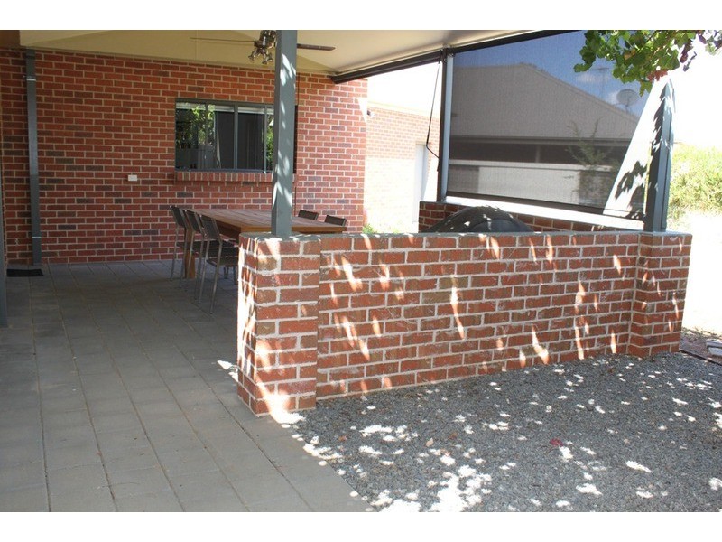 4 Popular Alm  Court, Mildura VIC 3500