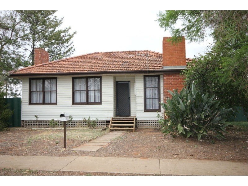 7 Westcliffs Avenue, Red Cliffs VIC 3496