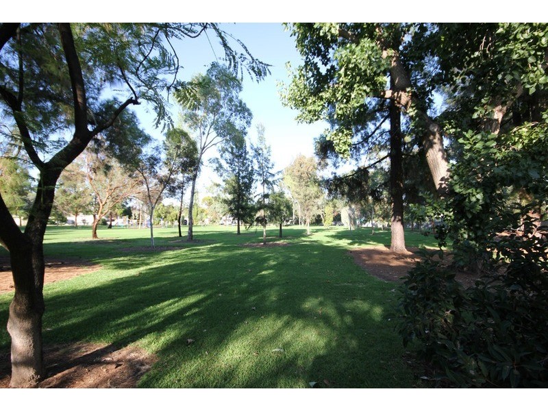 12 Willow  Grove, Mildura VIC 3500