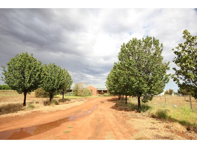 328 Cowanna Avenue, Merbein VIC 3505