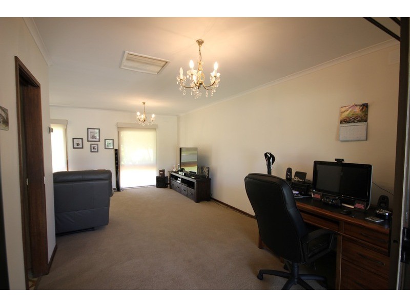 4 Merinda  Court, Mildura VIC 3500