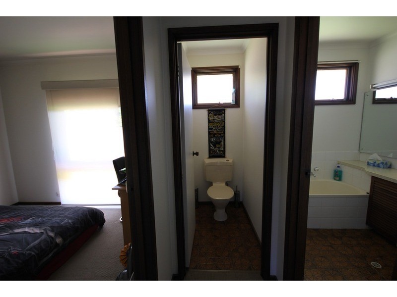 4 Merinda  Court, Mildura VIC 3500