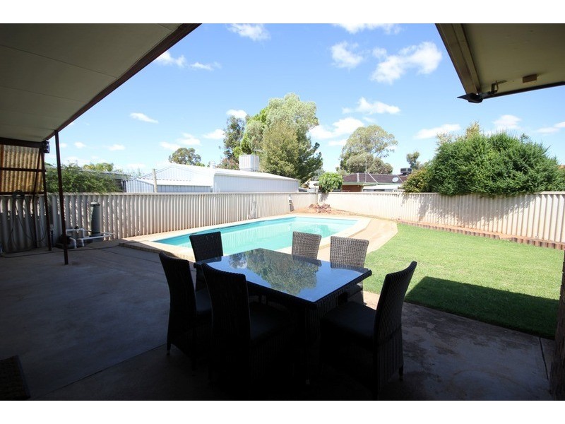 4 Merinda  Court, Mildura VIC 3500