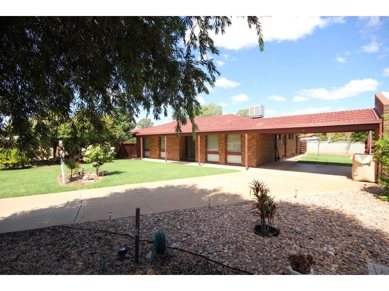 4 Merinda  Court, Mildura VIC 3500