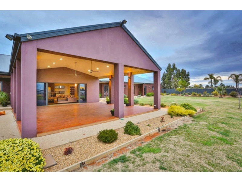 112 Coorong Avenue, Irymple VIC 3498