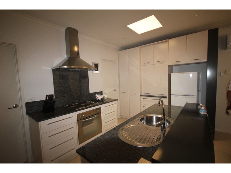 2/267 Cureton  Avenue, Mildura VIC 3500