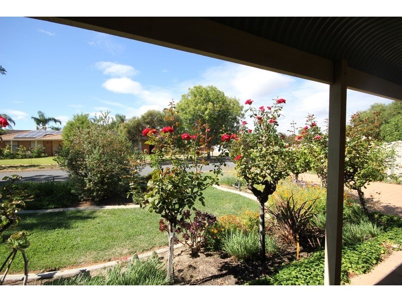 16 Rusticana  Court, Mildura VIC 3500