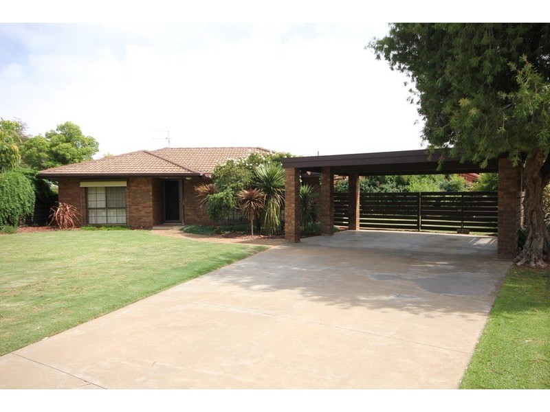 4 Baker Court, Mildura VIC 3500
