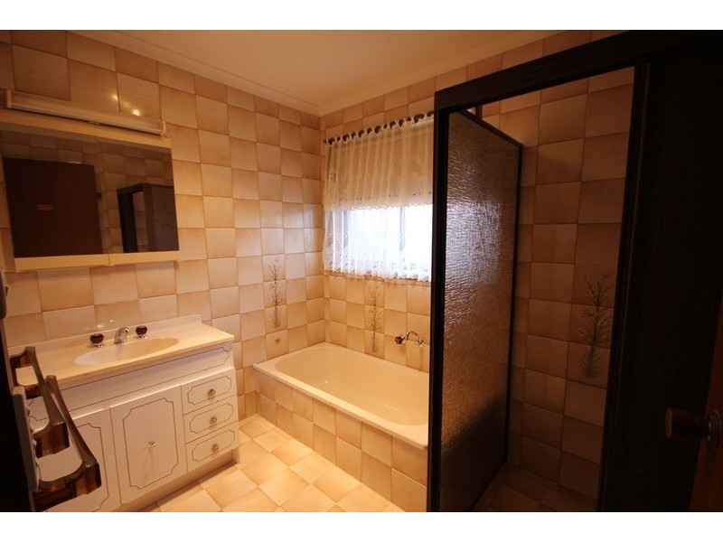 4 Baker Court, Mildura VIC 3500