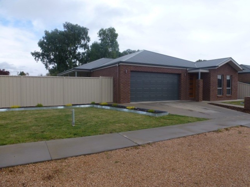 64 Montana Drive, Mildura VIC 3500
