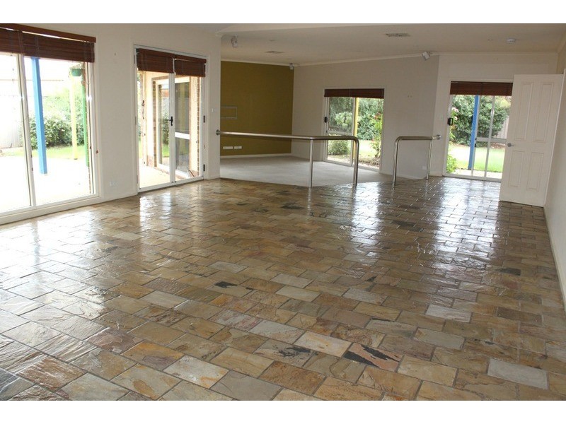 9 Ribarits Court, Mildura VIC 3500