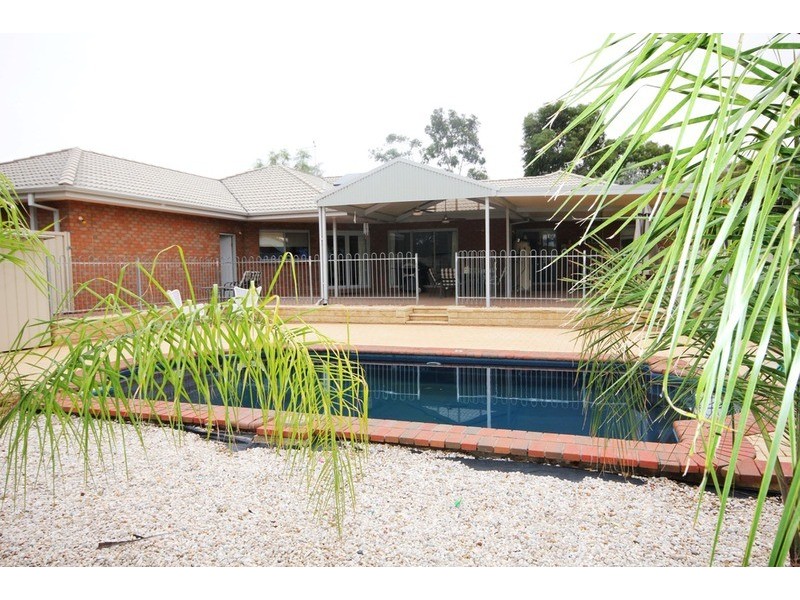 9 Regina Avenue, Cabarita VIC 3505