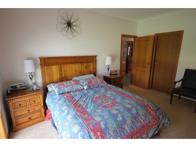 9 Regina Avenue, Cabarita VIC 3505