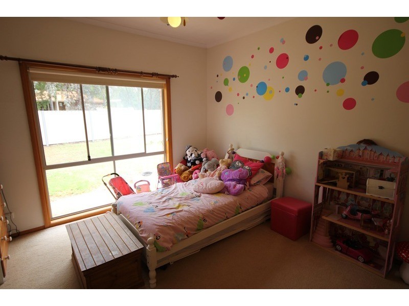 9 Regina Avenue, Cabarita VIC 3505