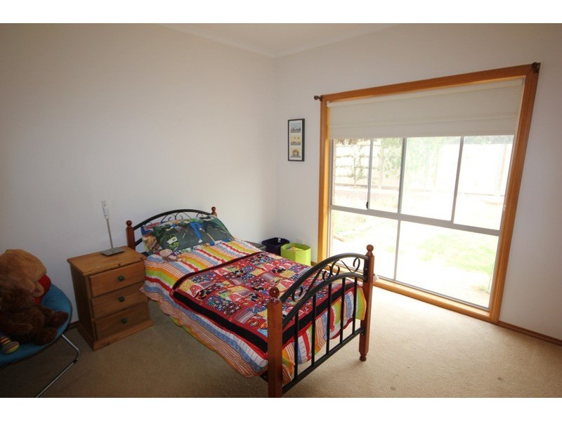 9 Regina Avenue, Cabarita VIC 3505