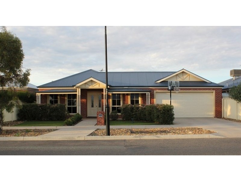 118 Sixteenth  Street, Mildura VIC 3500