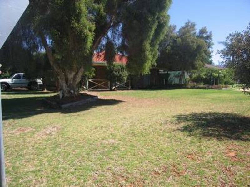 651 Koorlong Avenue, Irymple VIC 3498