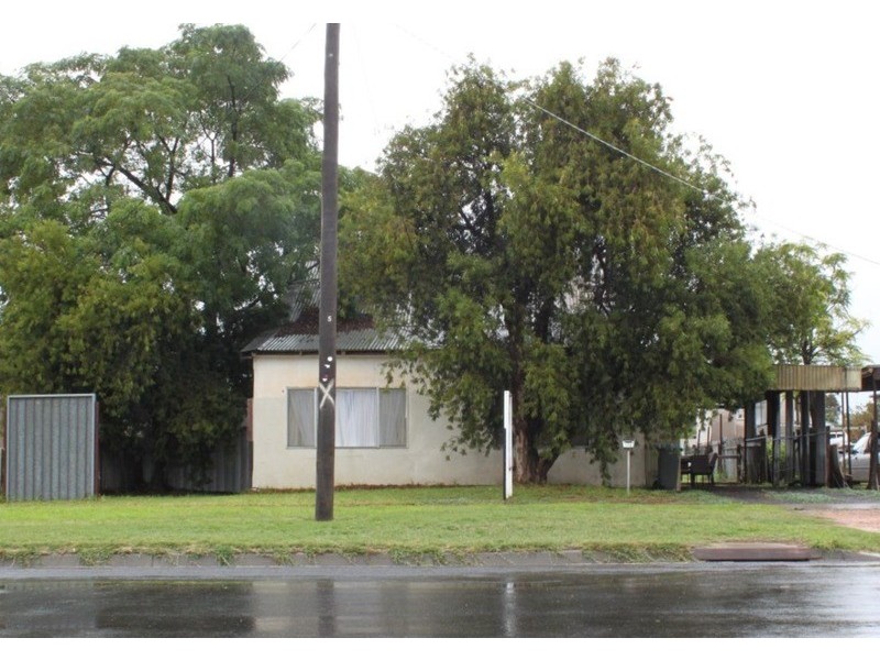 710 Koorlong Avenue, Irymple VIC 3498