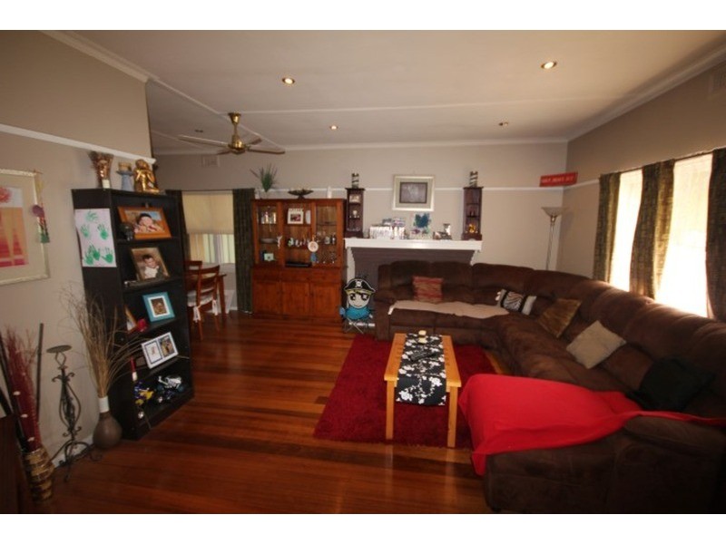 63 Tenth  Street, Mildura VIC 3500