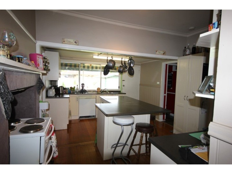 63 Tenth  Street, Mildura VIC 3500